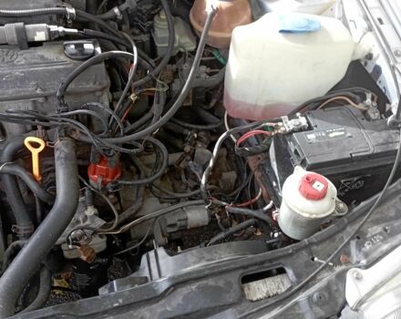 Серый Фольксваген Пассат, объемом двигателя 2 л и пробегом 315 тыс. км за 2600 $, фото 3 на Automoto.ua