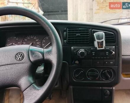 Сірий Фольксваген Пассат, об'ємом двигуна 1.8 л та пробігом 500 тис. км за 2400 $, фото 3 на Automoto.ua
