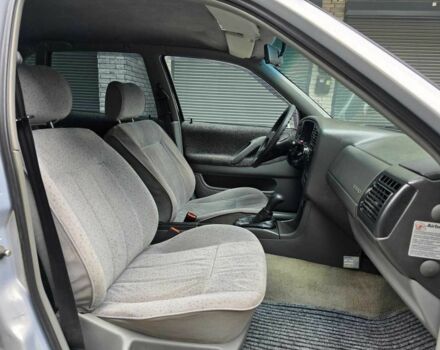 Серый Фольксваген Пассат, объемом двигателя 2 л и пробегом 287 тыс. км за 2499 $, фото 10 на Automoto.ua