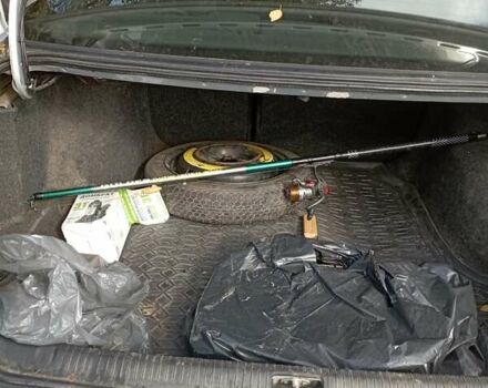 Серый Фольксваген Пассат, объемом двигателя 2 л и пробегом 315 тыс. км за 2600 $, фото 2 на Automoto.ua