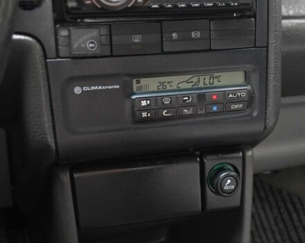 Серый Фольксваген Пассат, объемом двигателя 2 л и пробегом 287 тыс. км за 2499 $, фото 18 на Automoto.ua