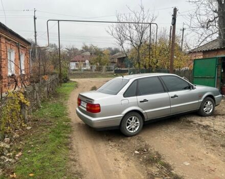 Серый Фольксваген Пассат, объемом двигателя 2 л и пробегом 300 тыс. км за 3150 $, фото 2 на Automoto.ua