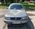 Сірий Фольксваген Пассат, об'ємом двигуна 2 л та пробігом 453 тис. км за 2800 $, фото 1 на Automoto.ua