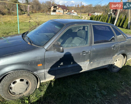 Сірий Фольксваген Пассат, об'ємом двигуна 1.8 л та пробігом 420 тис. км за 1500 $, фото 3 на Automoto.ua
