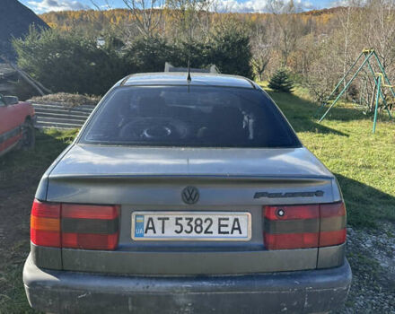 Сірий Фольксваген Пассат, об'ємом двигуна 1.8 л та пробігом 420 тис. км за 1500 $, фото 1 на Automoto.ua