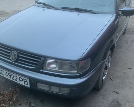 Серый Фольксваген Пассат, объемом двигателя 1.8 л и пробегом 299 тыс. км за 1850 $, фото 2 на Automoto.ua