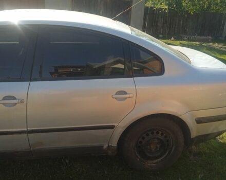 Серый Фольксваген Пассат, объемом двигателя 0 л и пробегом 419 тыс. км за 1435 $, фото 3 на Automoto.ua