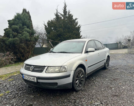 Серый Фольксваген Пассат, объемом двигателя 1.9 л и пробегом 350 тыс. км за 1999 $, фото 1 на Automoto.ua