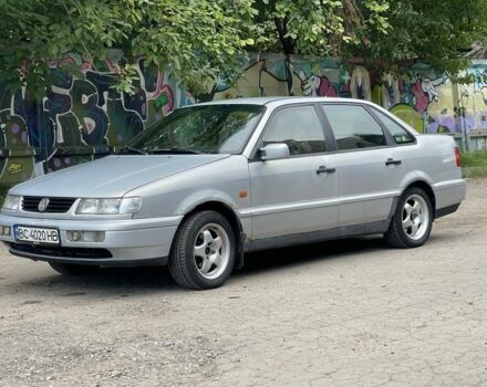 Сірий Фольксваген Пассат, об'ємом двигуна 2 л та пробігом 512 тис. км за 1900 $, фото 8 на Automoto.ua