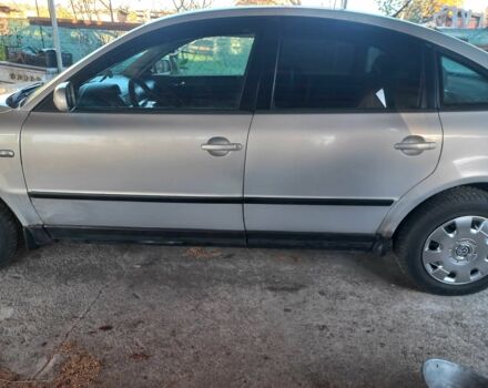 Серый Фольксваген Пассат, объемом двигателя 1.9 л и пробегом 400 тыс. км за 3500 $, фото 5 на Automoto.ua