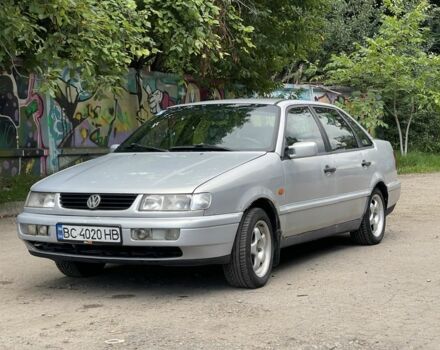 Сірий Фольксваген Пассат, об'ємом двигуна 2 л та пробігом 512 тис. км за 1900 $, фото 1 на Automoto.ua