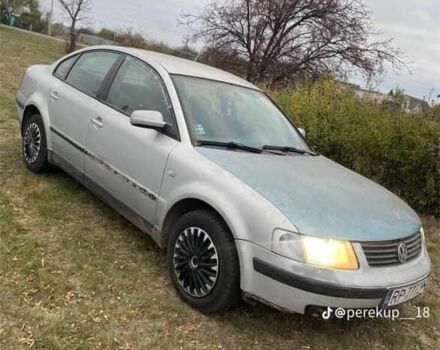 Серый Фольксваген Пассат, объемом двигателя 0 л и пробегом 150 тыс. км за 1788 $, фото 2 на Automoto.ua