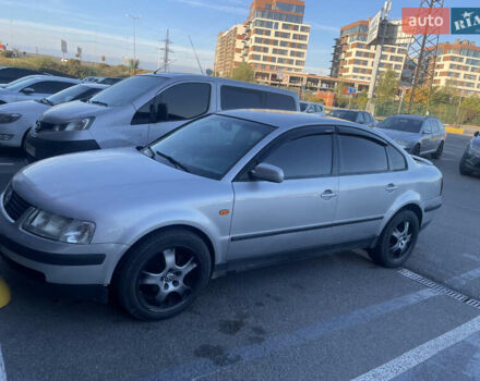 Серый Фольксваген Пассат, объемом двигателя 1.9 л и пробегом 457 тыс. км за 3500 $, фото 1 на Automoto.ua