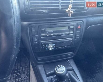 Серый Фольксваген Пассат, объемом двигателя 1.78 л и пробегом 310 тыс. км за 2999 $, фото 4 на Automoto.ua