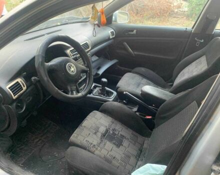 Серый Фольксваген Пассат, объемом двигателя 1.8 л и пробегом 230 тыс. км за 597 $, фото 3 на Automoto.ua