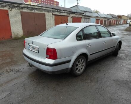 Серый Фольксваген Пассат, объемом двигателя 1.8 л и пробегом 300 тыс. км за 2700 $, фото 4 на Automoto.ua