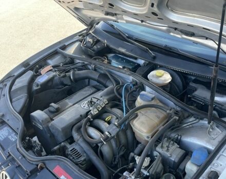 Серый Фольксваген Пассат, объемом двигателя 1.6 л и пробегом 257 тыс. км за 3500 $, фото 6 на Automoto.ua