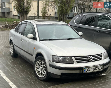 Сірий Фольксваген Пассат, об'ємом двигуна 1.6 л та пробігом 300 тис. км за 3500 $, фото 3 на Automoto.ua