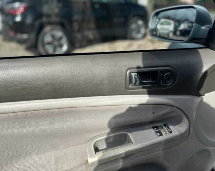 Серый Фольксваген Пассат, объемом двигателя 1.6 л и пробегом 201 тыс. км за 3200 $, фото 6 на Automoto.ua