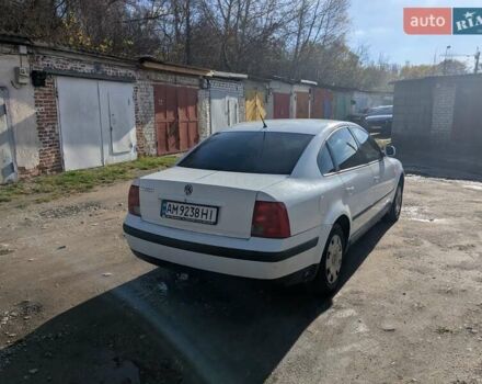 Серый Фольксваген Пассат, объемом двигателя 1.6 л и пробегом 450 тыс. км за 2500 $, фото 4 на Automoto.ua