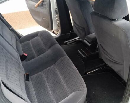 Сірий Фольксваген Пассат, об'ємом двигуна 1.6 л та пробігом 350 тис. км за 3300 $, фото 1 на Automoto.ua