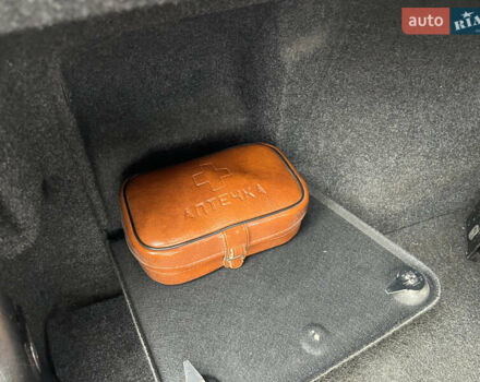 Сірий Фольксваген Пассат, об'ємом двигуна 1.6 л та пробігом 300 тис. км за 3500 $, фото 24 на Automoto.ua