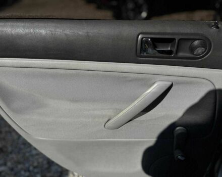 Серый Фольксваген Пассат, объемом двигателя 1.6 л и пробегом 201 тыс. км за 3200 $, фото 15 на Automoto.ua