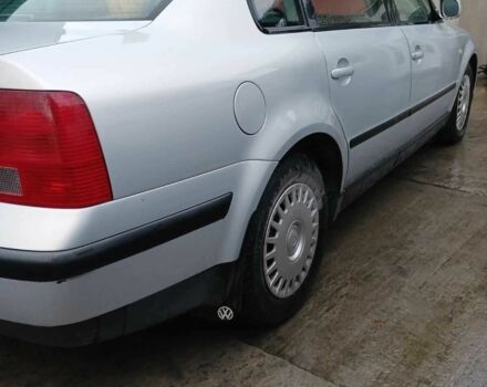 Серый Фольксваген Пассат, объемом двигателя 1.9 л и пробегом 380 тыс. км за 3000 $, фото 4 на Automoto.ua