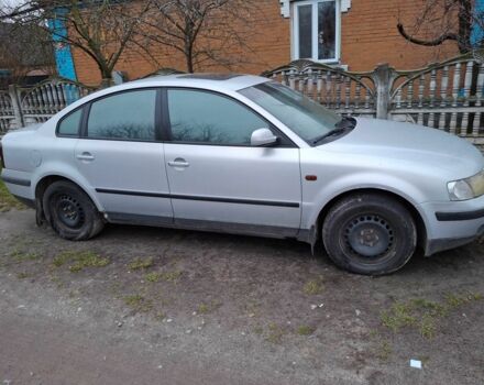 Сірий Фольксваген Пассат, об'ємом двигуна 1.8 л та пробігом 2 тис. км за 2400 $, фото 1 на Automoto.ua