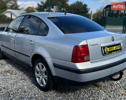 Серый Фольксваген Пассат, объемом двигателя 1.6 л и пробегом 201 тыс. км за 3200 $, фото 3 на Automoto.ua