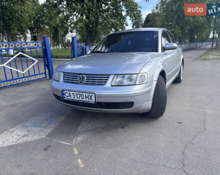 Сірий Фольксваген Пассат, об'ємом двигуна 1.6 л та пробігом 410 тис. км за 3400 $, фото 8 на Automoto.ua