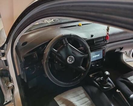 Серый Фольксваген Пассат, объемом двигателя 1.6 л и пробегом 234 тыс. км за 3500 $, фото 1 на Automoto.ua