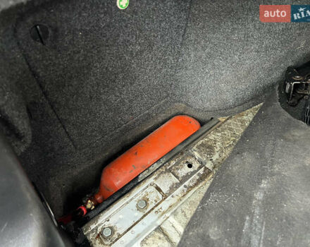 Сірий Фольксваген Пассат, об'ємом двигуна 1.6 л та пробігом 300 тис. км за 3500 $, фото 23 на Automoto.ua