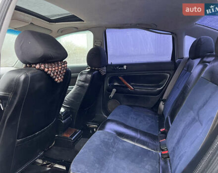 Сірий Фольксваген Пассат, об'ємом двигуна 1.6 л та пробігом 300 тис. км за 3500 $, фото 20 на Automoto.ua