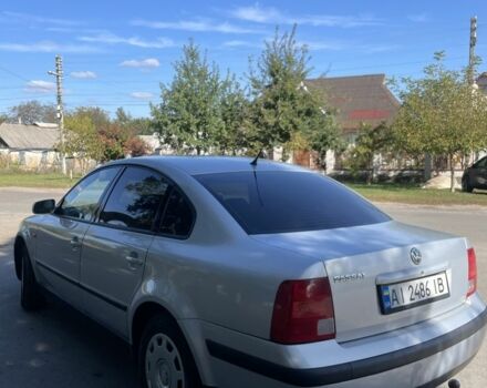 Серый Фольксваген Пассат, объемом двигателя 1.6 л и пробегом 257 тыс. км за 3500 $, фото 3 на Automoto.ua