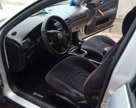 Сірий Фольксваген Пассат, об'ємом двигуна 1.6 л та пробігом 350 тис. км за 3300 $, фото 3 на Automoto.ua