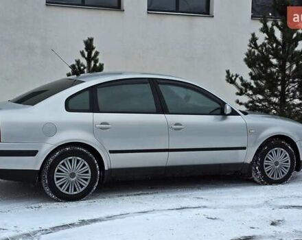 Серый Фольксваген Пассат, объемом двигателя 1.8 л и пробегом 296 тыс. км за 3450 $, фото 41 на Automoto.ua