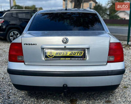 Серый Фольксваген Пассат, объемом двигателя 1.6 л и пробегом 201 тыс. км за 3200 $, фото 4 на Automoto.ua