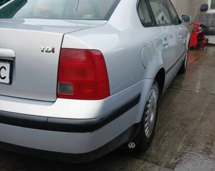 Серый Фольксваген Пассат, объемом двигателя 1.9 л и пробегом 380 тыс. км за 3000 $, фото 3 на Automoto.ua