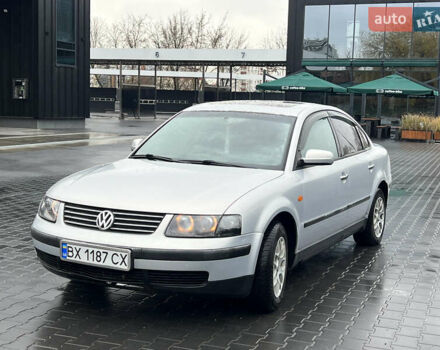 Сірий Фольксваген Пассат, об'ємом двигуна 1.6 л та пробігом 300 тис. км за 3500 $, фото 11 на Automoto.ua