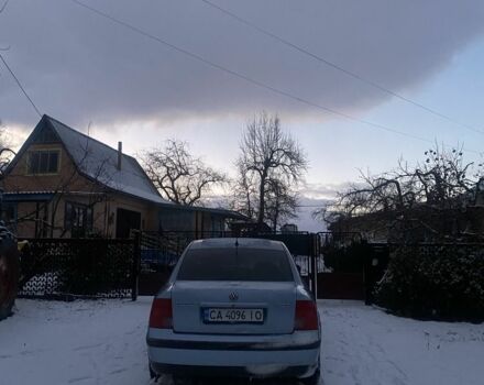 Серый Фольксваген Пассат, объемом двигателя 1.8 л и пробегом 350 тыс. км за 4300 $, фото 11 на Automoto.ua