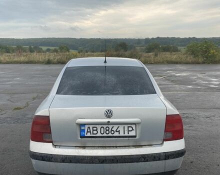 Серый Фольксваген Пассат, объемом двигателя 1.6 л и пробегом 111 тыс. км за 2200 $, фото 2 на Automoto.ua