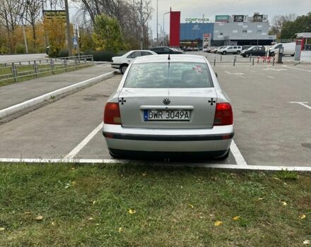 Серый Фольксваген Пассат, объемом двигателя 2 л и пробегом 300 тыс. км за 1800 $, фото 5 на Automoto.ua