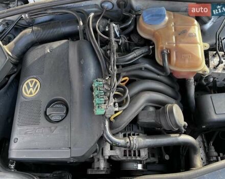 Серый Фольксваген Пассат, объемом двигателя 1.8 л и пробегом 310 тыс. км за 3800 $, фото 18 на Automoto.ua