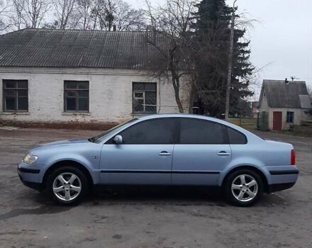 Серый Фольксваген Пассат, объемом двигателя 1.8 л и пробегом 350 тыс. км за 4300 $, фото 1 на Automoto.ua