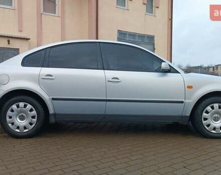 Серый Фольксваген Пассат, объемом двигателя 1.8 л и пробегом 272 тыс. км за 3350 $, фото 25 на Automoto.ua