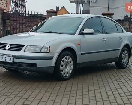 Серый Фольксваген Пассат, объемом двигателя 1.8 л и пробегом 272 тыс. км за 3350 $, фото 10 на Automoto.ua