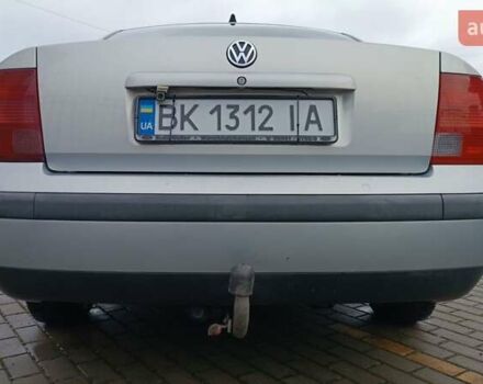 Серый Фольксваген Пассат, объемом двигателя 1.8 л и пробегом 272 тыс. км за 3350 $, фото 21 на Automoto.ua