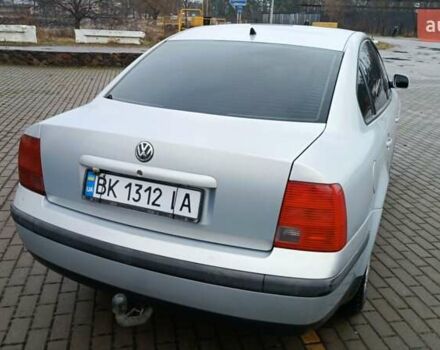 Серый Фольксваген Пассат, объемом двигателя 1.8 л и пробегом 272 тыс. км за 3350 $, фото 23 на Automoto.ua