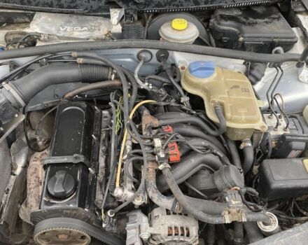 Серый Фольксваген Пассат, объемом двигателя 1.6 л и пробегом 111 тыс. км за 2200 $, фото 8 на Automoto.ua